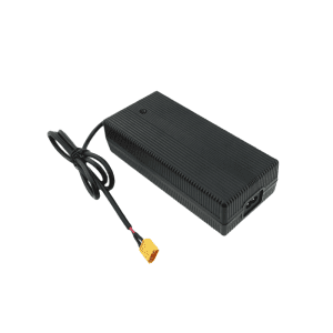 36V 6A LiFePO4 battery charger for 9S 28.8V LFP packs from Phonix factory