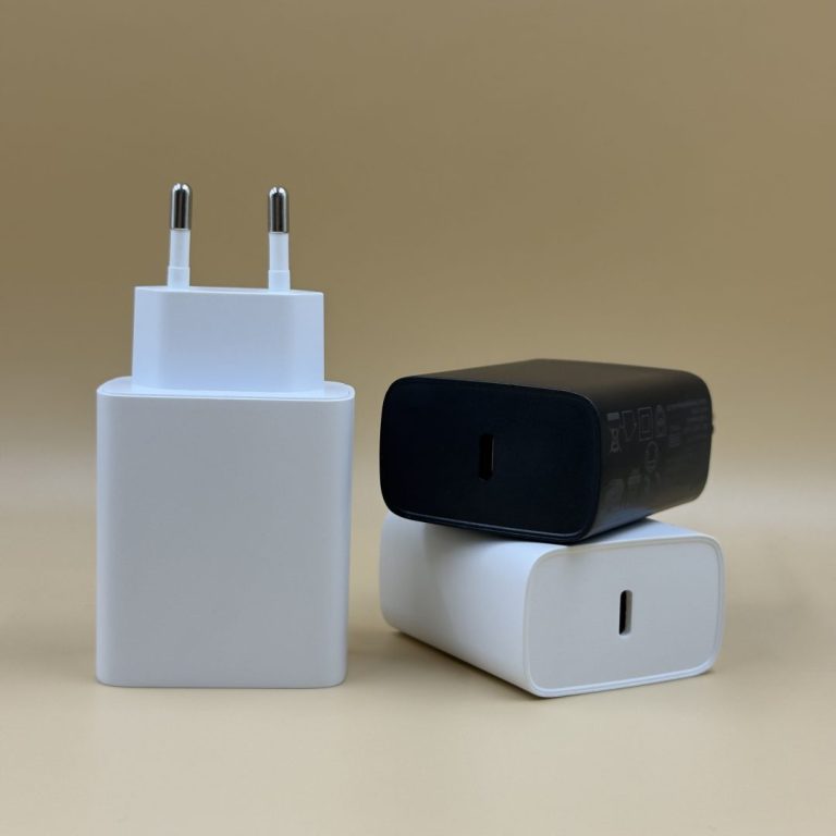 Phonix 30W-45W USB-C PD Fast Charger FX450300