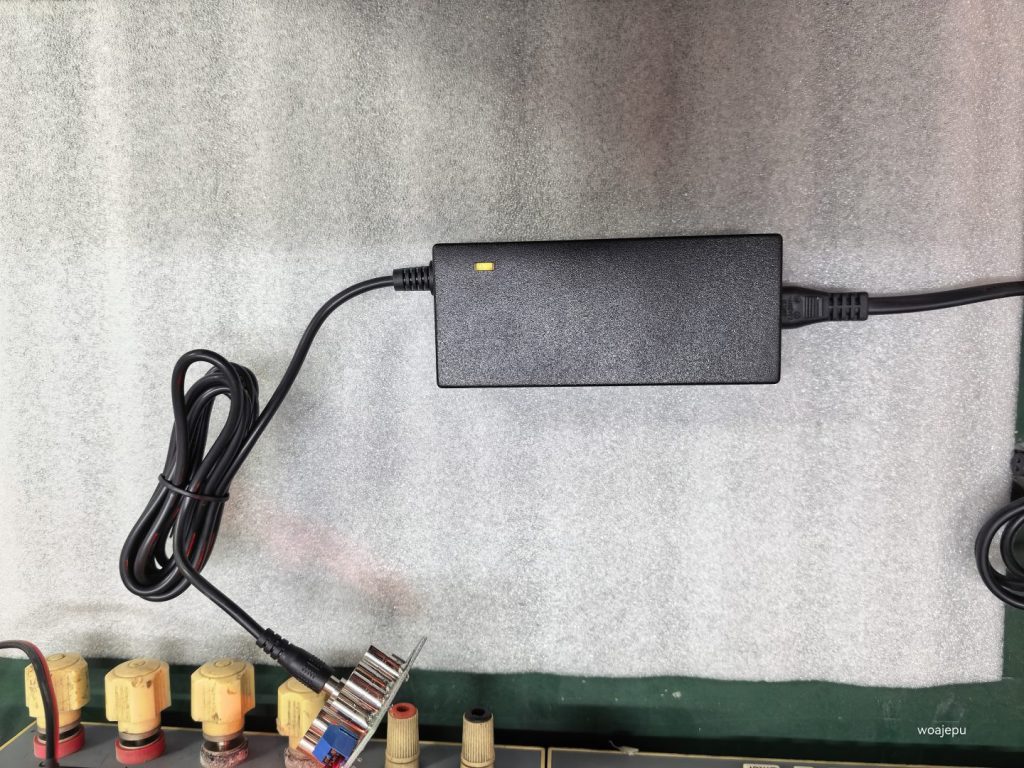 48V lithium battery charger for LiFePO4 battery packs with CC CV charging and smart LED indicator